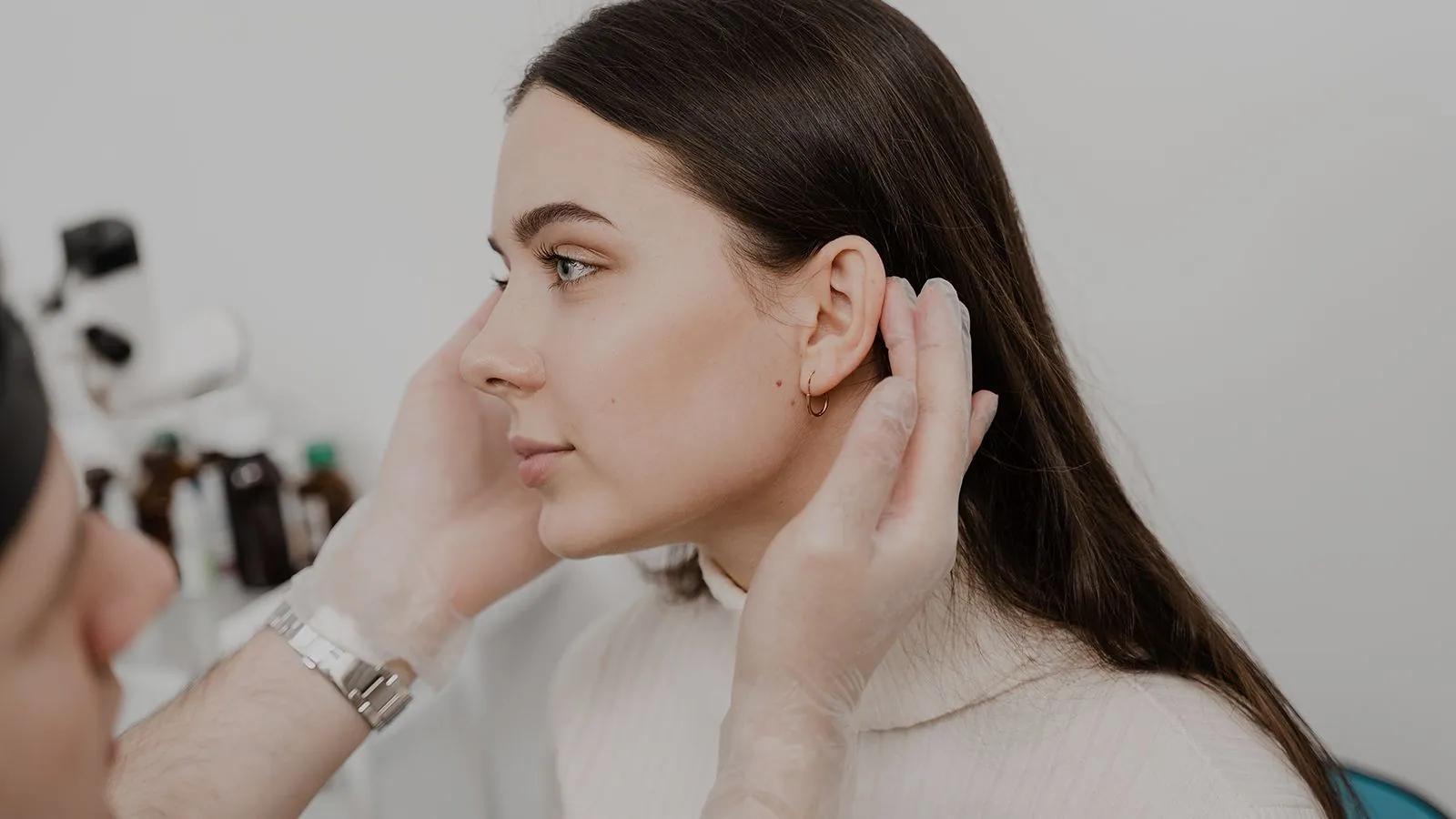 Otoplasti — Kepçe Kulak Ameliyatı Kimler İçin Uygundur?